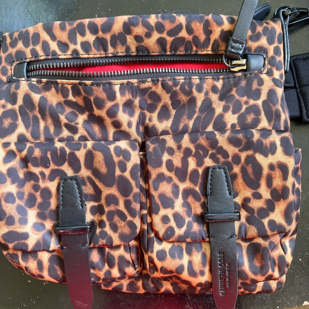 Kenneth Cole crossbody